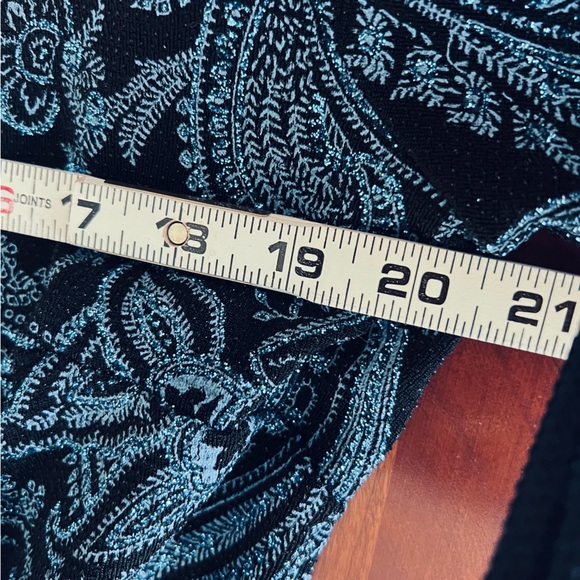 Onyx Black and Blue Blouse - Picture 5 of 12